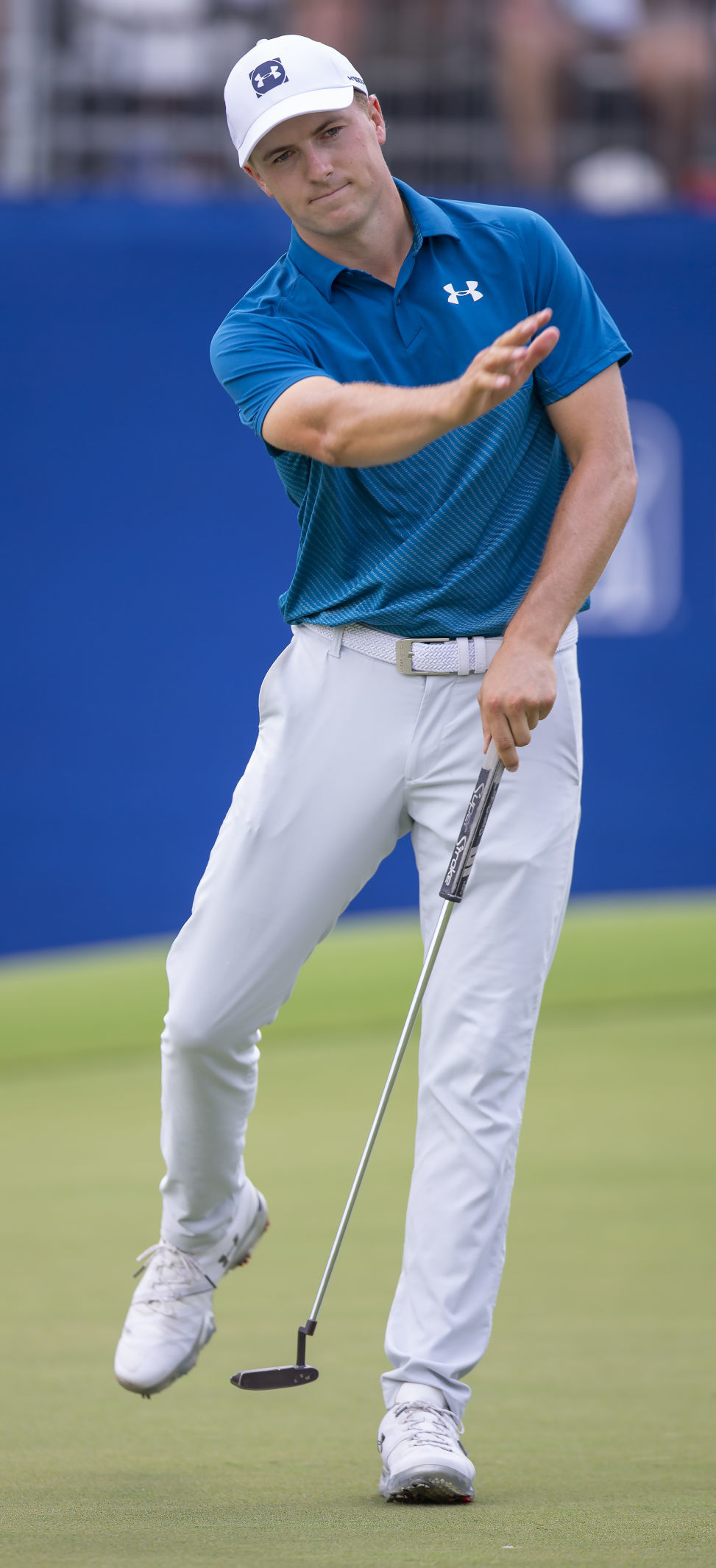 Wyndham Championship Round 1